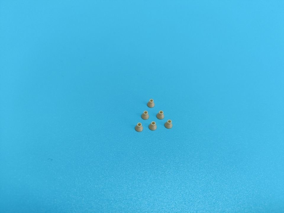 Изолятор частей CNC ВЗГЛЯДА УКРАДКОЙ 450G OEM ДОСТИГАЕМОСТИ Rohs подвергли механической обработке точностью, который