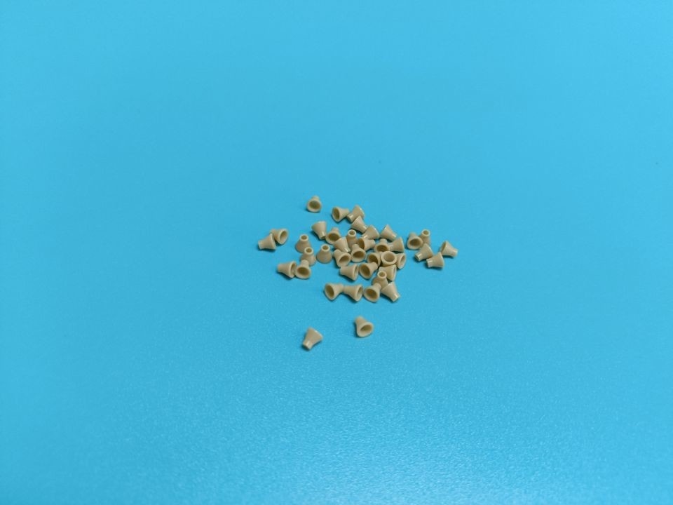 Изолятор частей CNC ВЗГЛЯДА УКРАДКОЙ 450G OEM ДОСТИГАЕМОСТИ Rohs подвергли механической обработке точностью, который